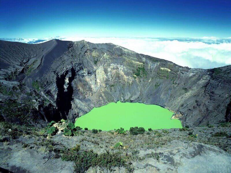 Irazu Volcano Tour