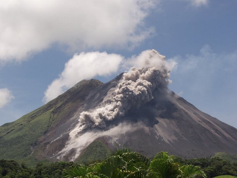 Arenal Volcano Tour