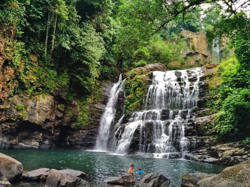 Nauyaca Waterfalls Tour